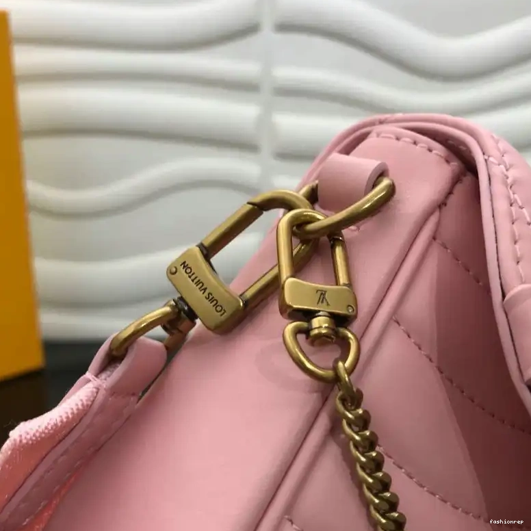 Fashionrepsfam ru Bags 205FY0108 LV 0610